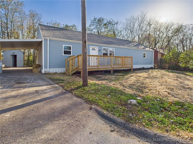 135 Spring Street, Charlestown, IN 47111