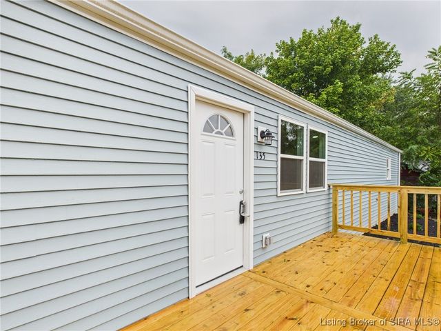 135 Spring Street, Charlestown, IN 47111