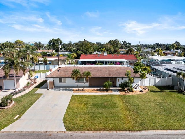 5028 42ND STREET S, St Petersburg, FL 33711