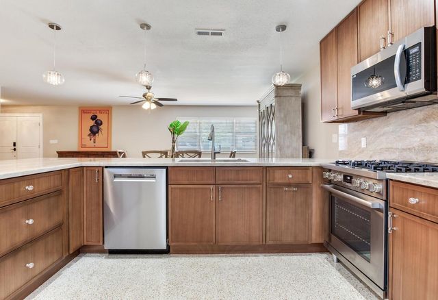 5028 42ND STREET S, St Petersburg, FL 33711