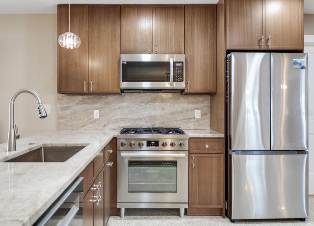 5028 42ND STREET S, St Petersburg, FL 33711