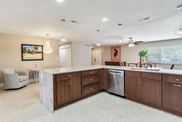 5028 42ND STREET S, St Petersburg, FL 33711