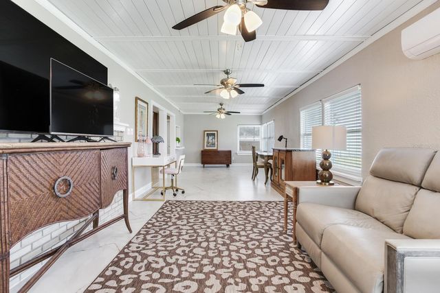 5028 42ND STREET S, St Petersburg, FL 33711