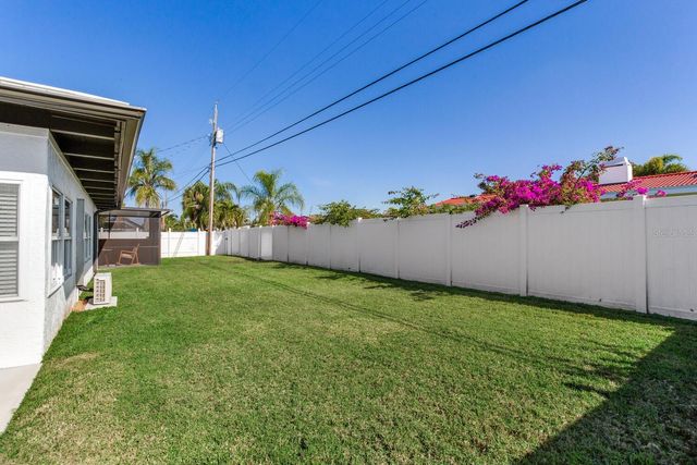 5028 42ND STREET S, St Petersburg, FL 33711