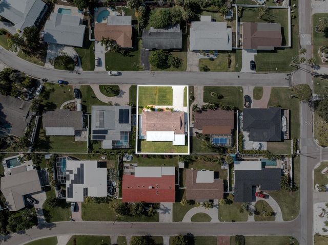 5028 42ND STREET S, St Petersburg, FL 33711