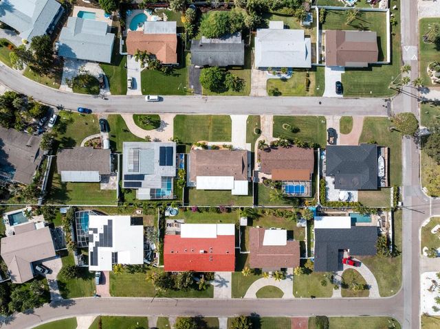 5028 42ND STREET S, St Petersburg, FL 33711