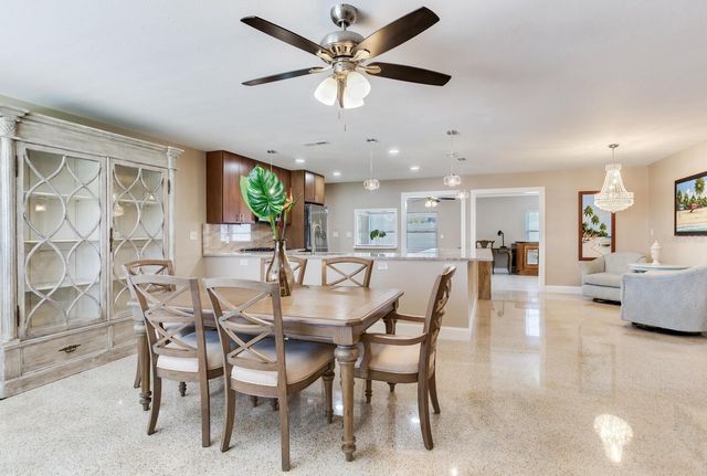 5028 42ND STREET S, St Petersburg, FL 33711