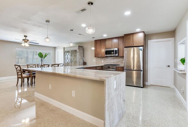 5028 42ND STREET S, St Petersburg, FL 33711