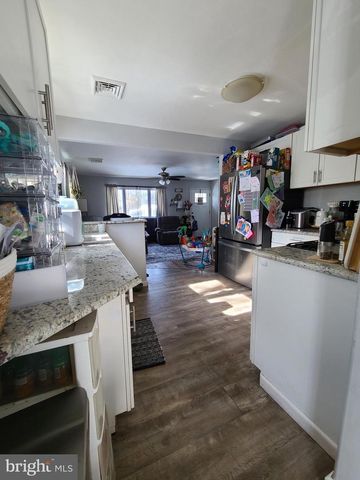 474 KAREN AVE, Franklinville, NJ 08322