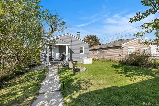 13754 Knox, Warren, MI 48089