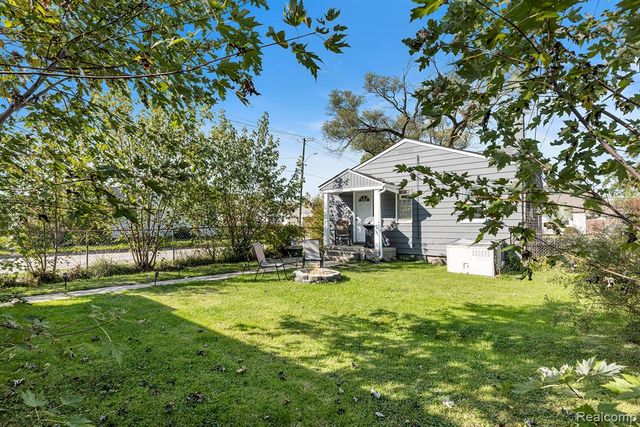 13754 Knox, Warren, MI 48089