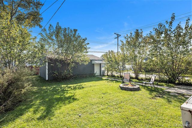 13754 Knox, Warren, MI 48089