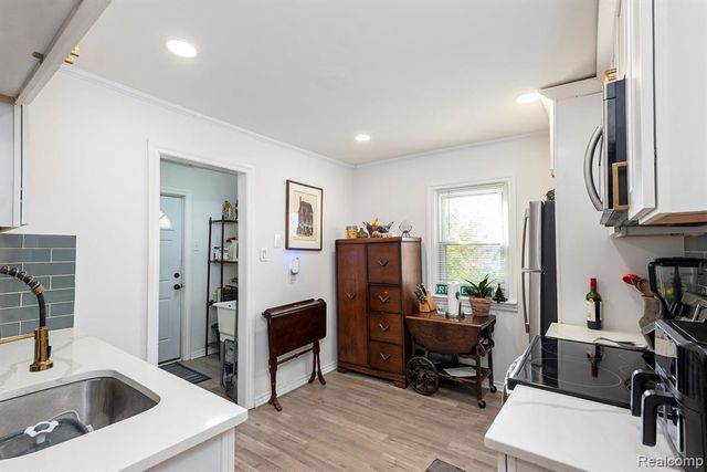 13754 Knox, Warren, MI 48089