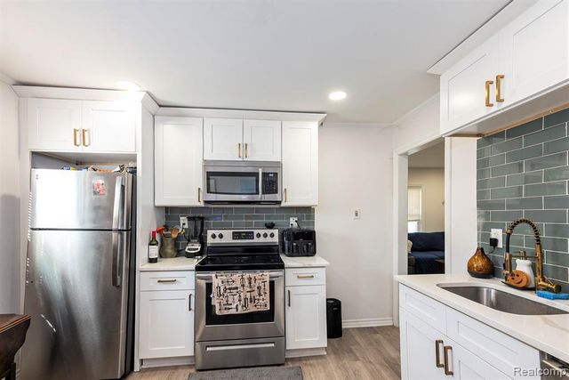 13754 Knox, Warren, MI 48089