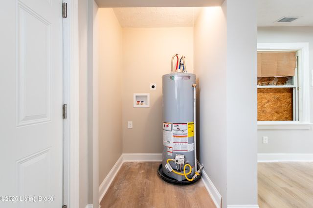 3808 Jewell Ave, Louisville, KY 40212