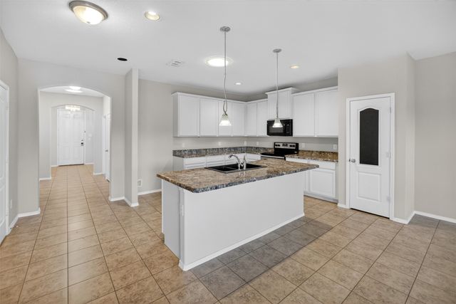 713 Sparrow Drive, Saginaw, TX 76131