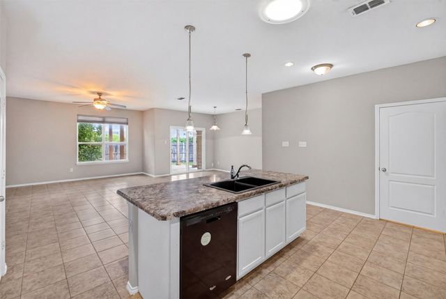 713 Sparrow Drive, Saginaw, TX 76131