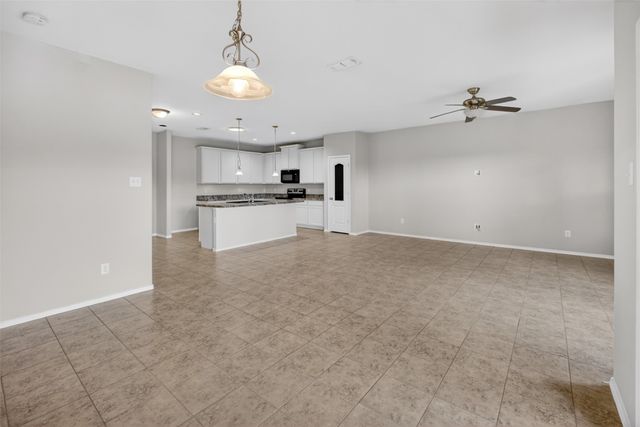 713 Sparrow Drive, Saginaw, TX 76131