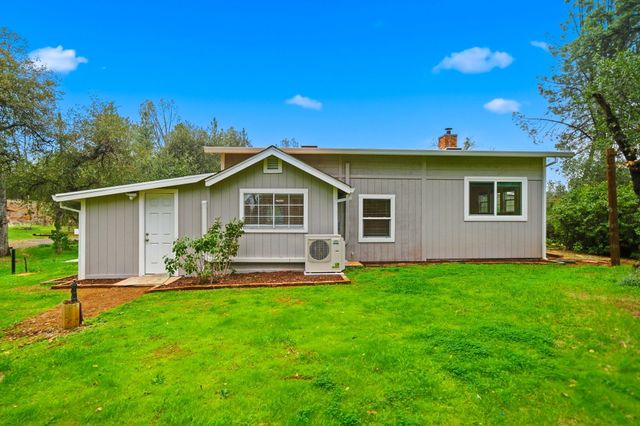 2325 Ashby Road, Shasta Lake, CA 96019