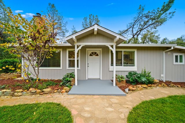 2325 Ashby Road, Shasta Lake, CA 96019