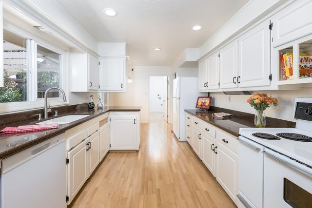 545 Fairview Dr, Placerville, CA 95667