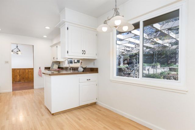 545 Fairview Dr, Placerville, CA 95667