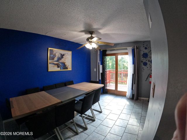 9 1st Street, Barnegat, NJ 08005