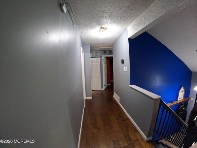 9 1st Street, Barnegat, NJ 08005