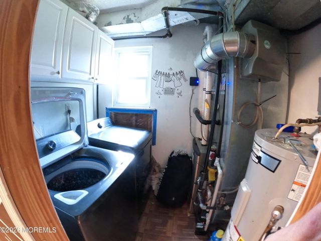 9 1st Street, Barnegat, NJ 08005