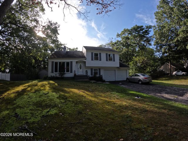 9 1st Street, Barnegat, NJ 08005
