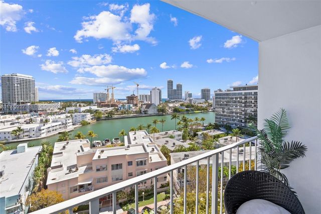 6900 Bay Dr 10H, Miami Beach, FL 33141