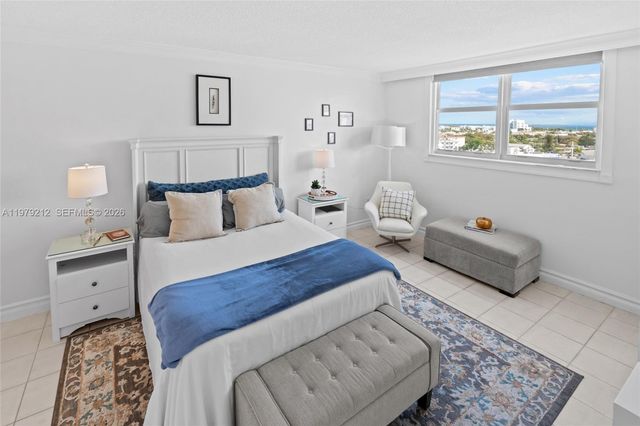 6900 Bay Dr 10H, Miami Beach, FL 33141