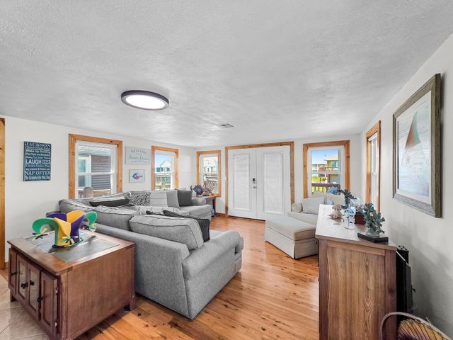 1275 Bay Street, Port Bolivar, TX 77650