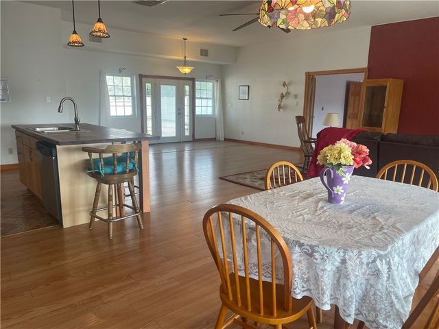 329 Lakeshore Dr, Sandia, TX 78383