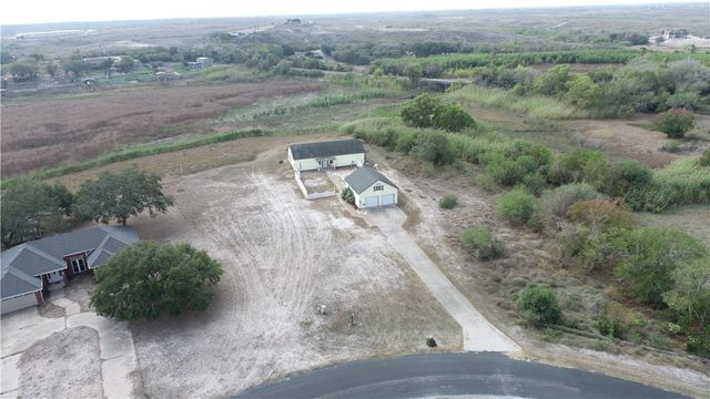 329 Lakeshore Dr, Sandia, TX 78383