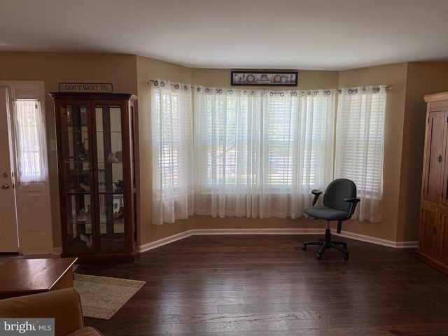 1002 SWEETWATER DR, Cinnaminson, NJ 08077