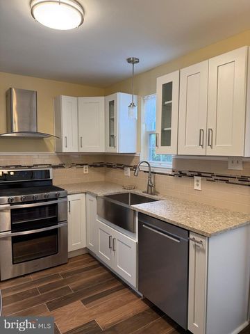 1002 SWEETWATER DR, Cinnaminson, NJ 08077