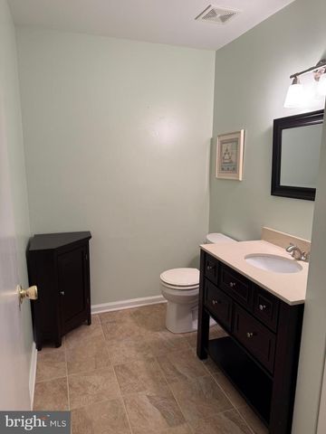 1002 SWEETWATER DR, Cinnaminson, NJ 08077