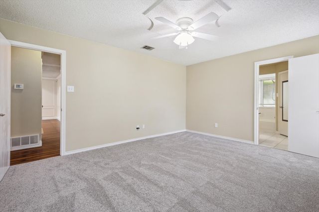 2813 Cripple Creek Trail, Grapevine, TX 76051