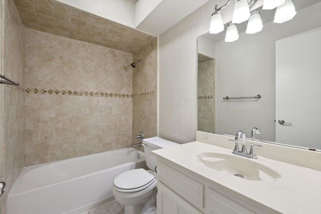 2813 Cripple Creek Trail, Grapevine, TX 76051