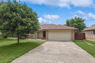 2813 Cripple Creek Trail, Grapevine, TX 76051