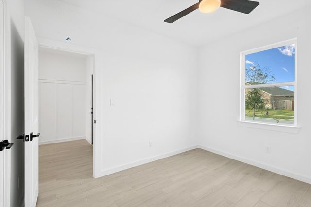 243 Ice Shore Trail, Dayton, TX 77535