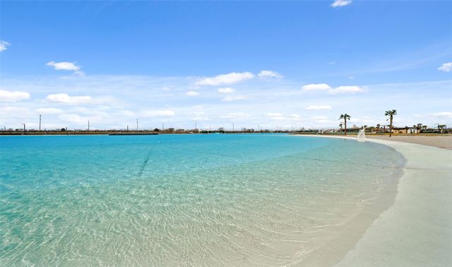 243 Ice Shore Trail, Dayton, TX 77535