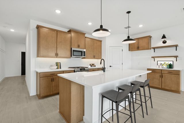 243 Ice Shore Trail, Dayton, TX 77535