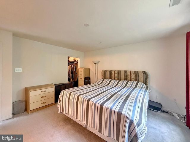 10186 TREE FROG PL, White Plains, MD 20695
