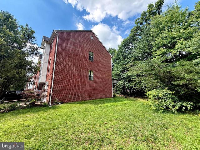 10186 TREE FROG PL, White Plains, MD 20695