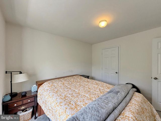 10186 TREE FROG PL, White Plains, MD 20695