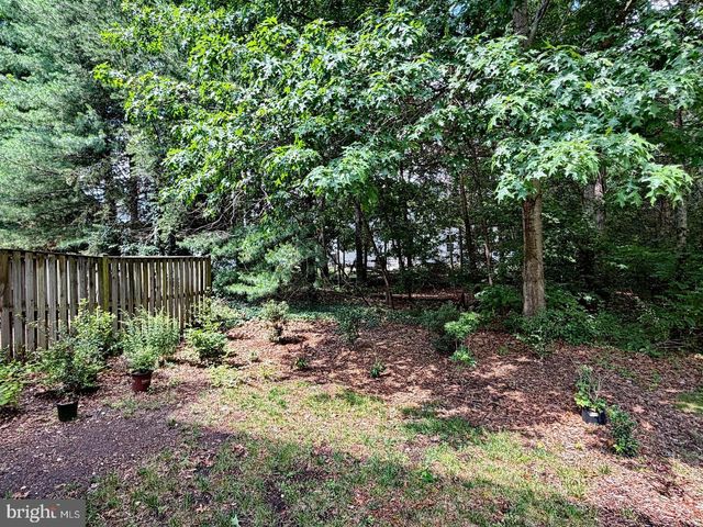 10186 TREE FROG PL, White Plains, MD 20695