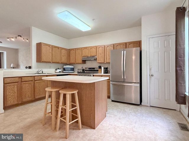 10186 TREE FROG PL, White Plains, MD 20695