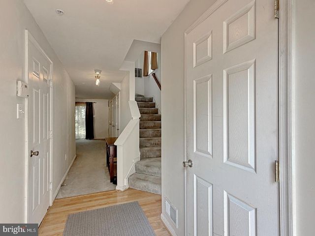 10186 TREE FROG PL, White Plains, MD 20695